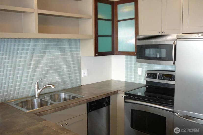 Property photo for 2040 43rd Avenue E #415, Seattle photo 3
