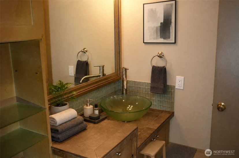 Property photo for 2040 43rd Avenue E #415, Seattle photo 13