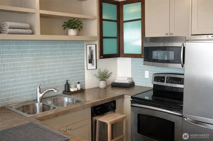 Property photo for 2040 43rd Avenue E #415, Seattle photo 4