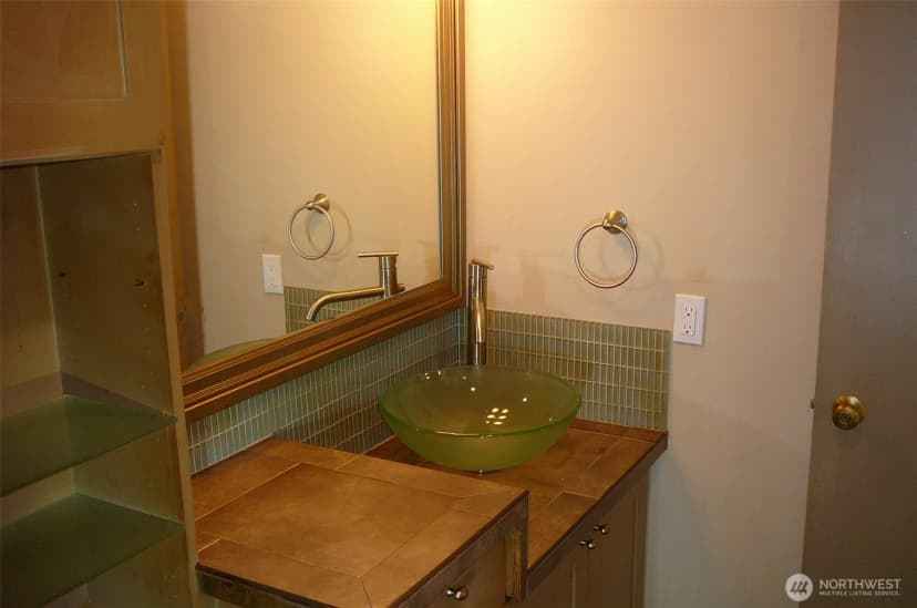 Property photo for 2040 43rd Avenue E #415, Seattle photo 12