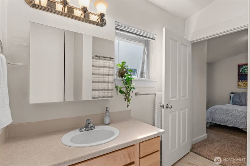 Property photo for 9700 Ravenna Avenue Ne #11, Seattle photo 20