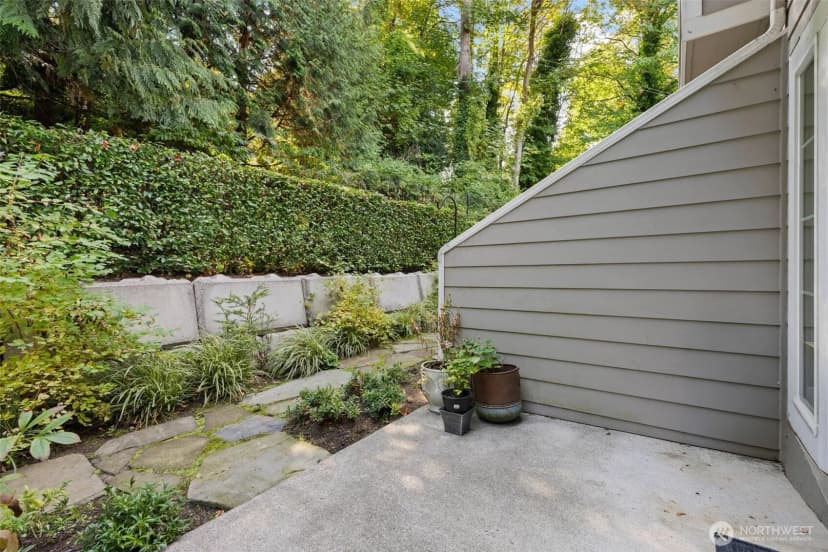 Property photo for 9700 Ravenna Avenue Ne #11, Seattle photo 14