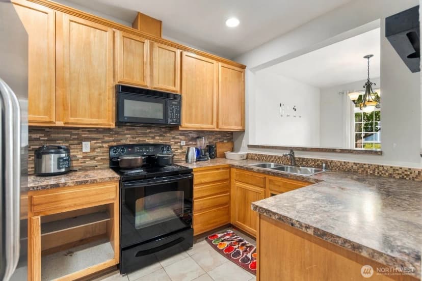 Property photo for 6832 20th Street E #4, Fife photo 16