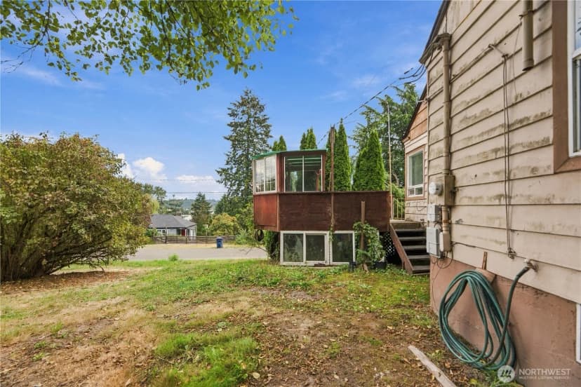 Property photo for 10863 Roseberg Avenue S, Seattle photo 21