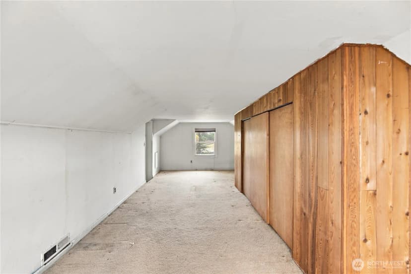 Property photo for 10863 Roseberg Avenue S, Seattle photo 14
