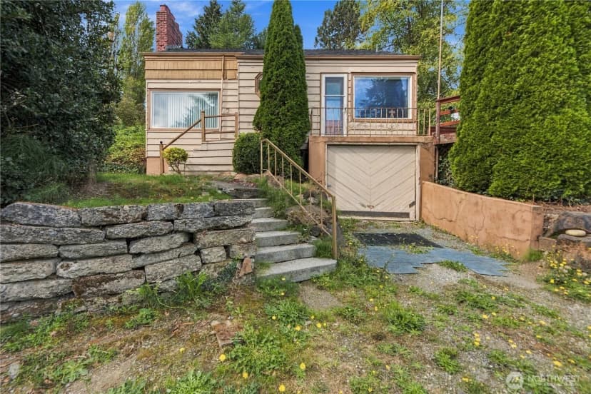 Property photo for 10863 Roseberg Avenue S, Seattle photo 24