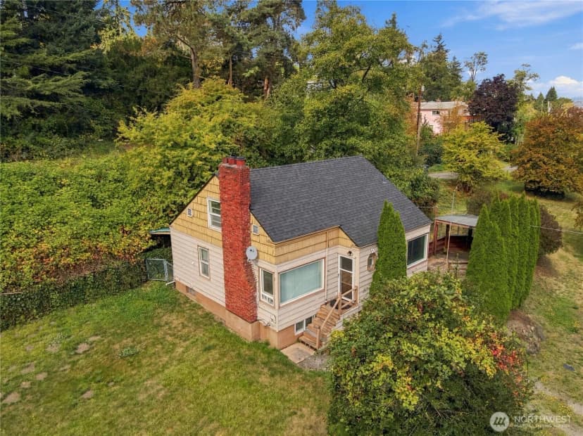 Property photo for 10863 Roseberg Avenue S, Seattle