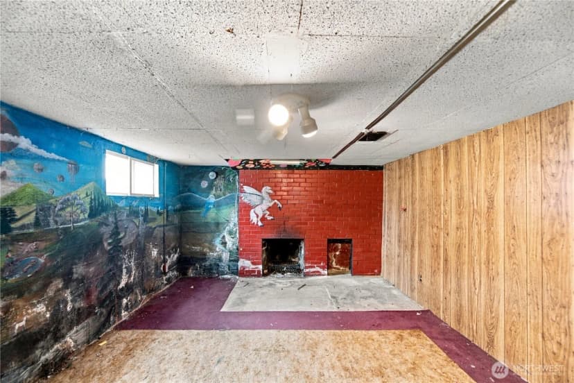 Property photo for 10863 Roseberg Avenue S, Seattle photo 15