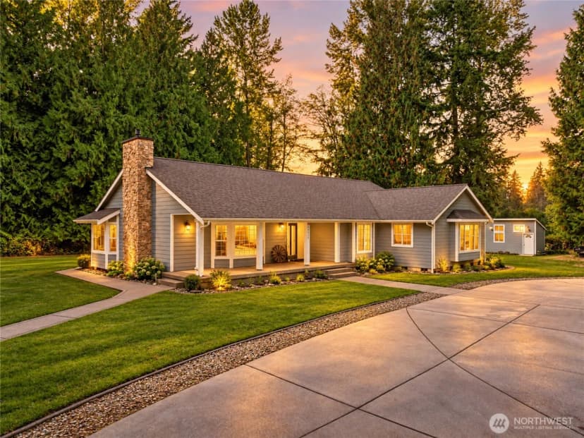 Property photo for 24616 94th Avenue E, Graham