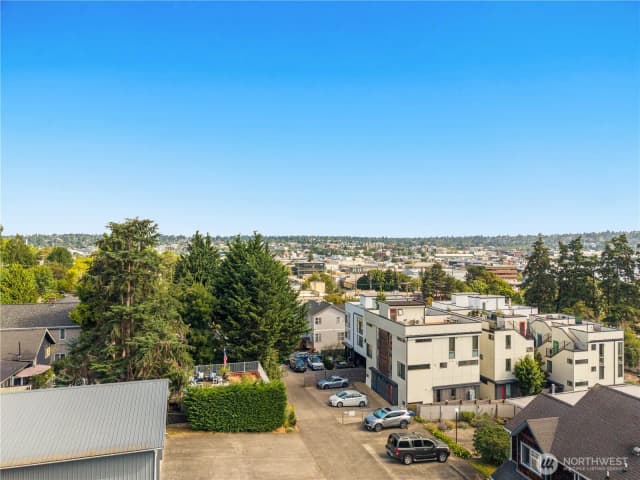 Property photo for 3812 24th Avenue W, Seattle photo 5