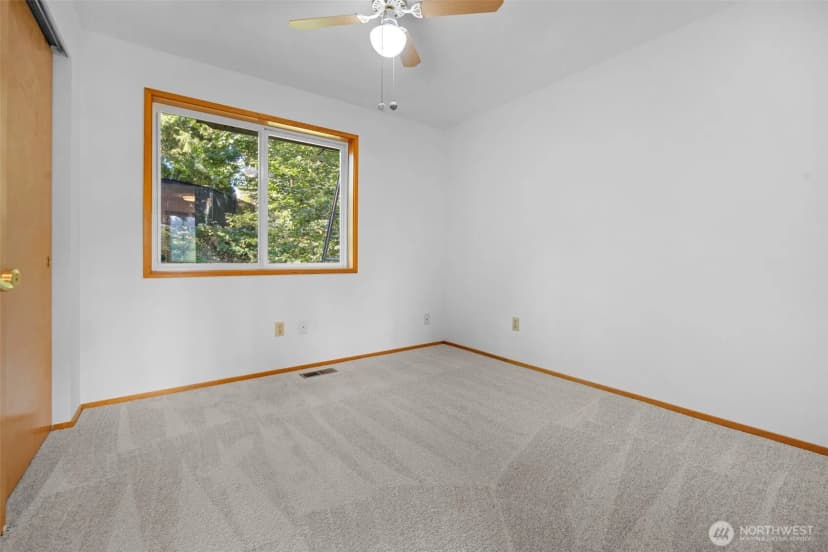 Property photo for 23930 100th Avenue W, Edmonds photo 13