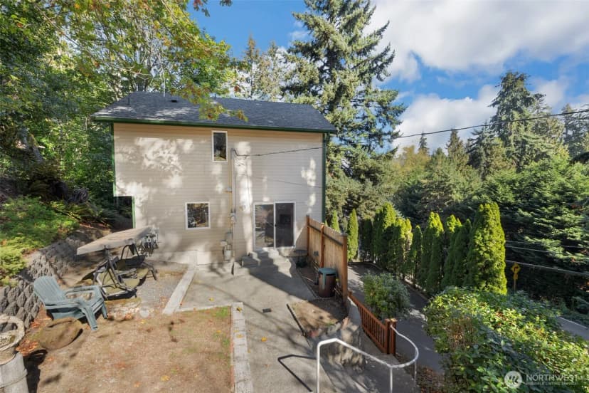 Property photo for 23930 100th Avenue W, Edmonds photo 22