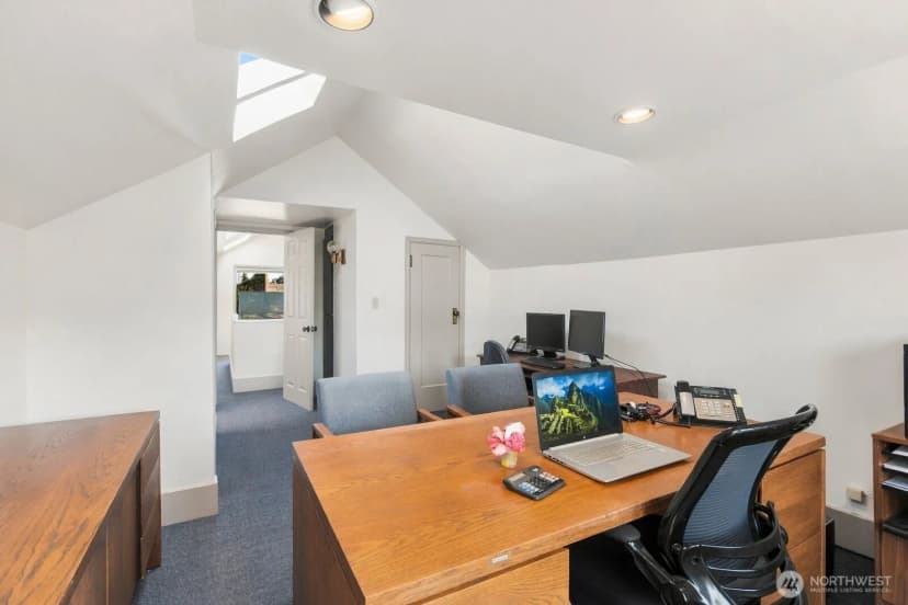 Property photo for 3325 Wetmore Avenue, Everett photo 18