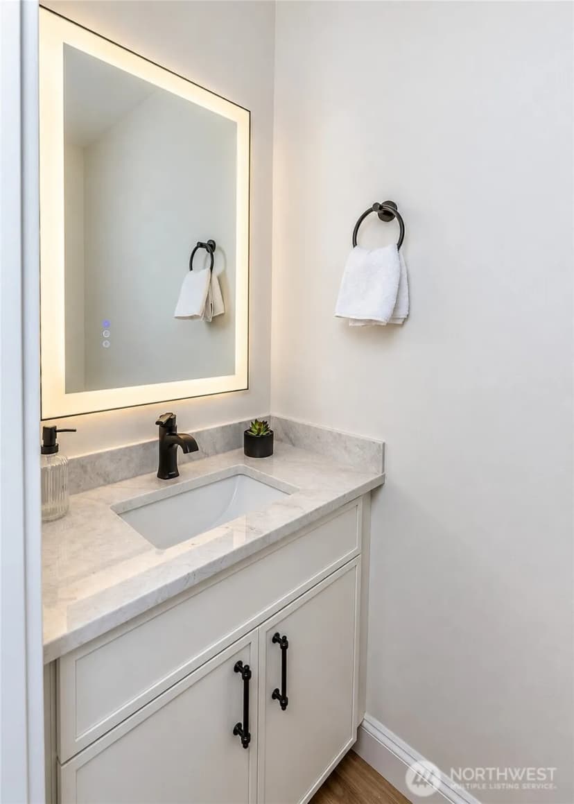 Property photo for 1403 31st Avenue, Seattle photo 17