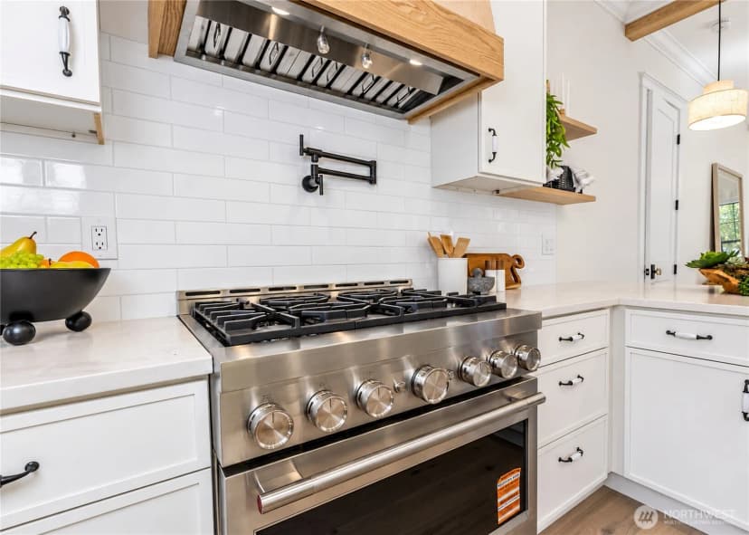 Property photo for 1403 31st Avenue, Seattle photo 10