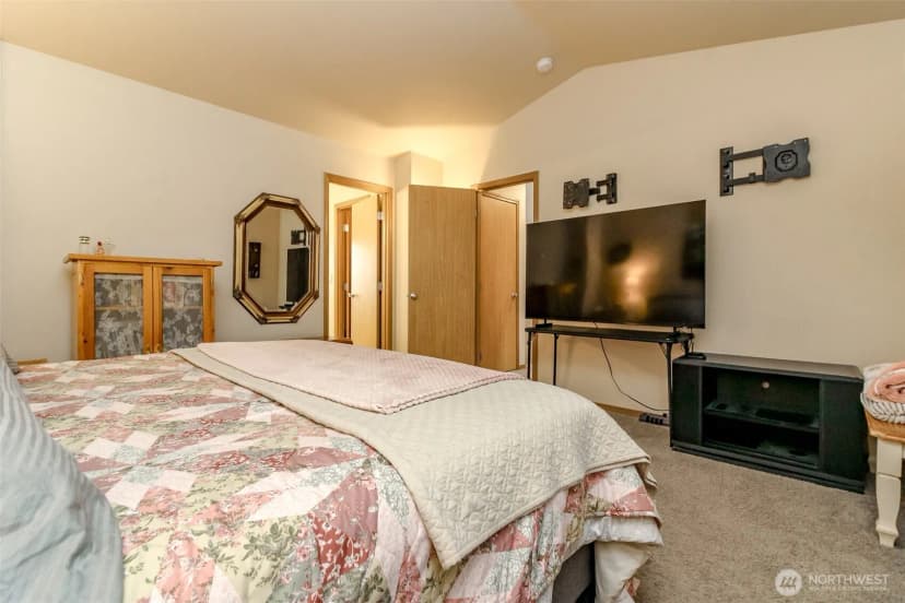 Property photo for 2701 19th Place Sw, Puyallup photo 25
