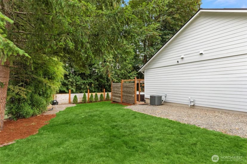 Property photo for 25305 Cumberland Place, Black Diamond photo 33