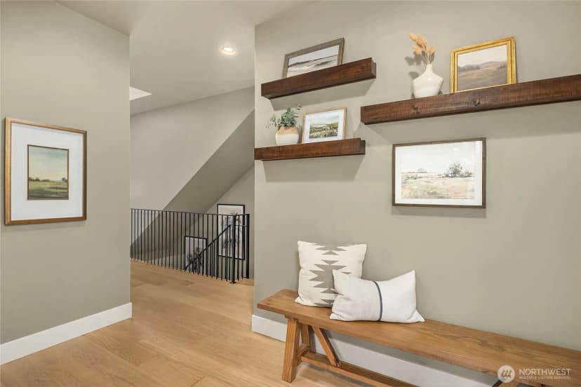 Property photo for 225 3rd Avenue S, Kirkland photo 23