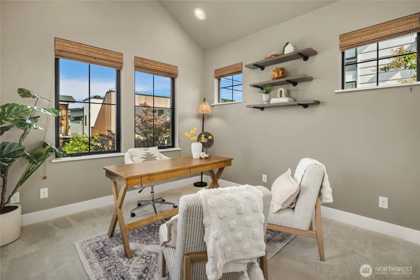 Property photo for 225 3rd Avenue S, Kirkland photo 27