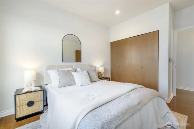 Property photo for 668 S Lane Street #704, Seattle photo 5