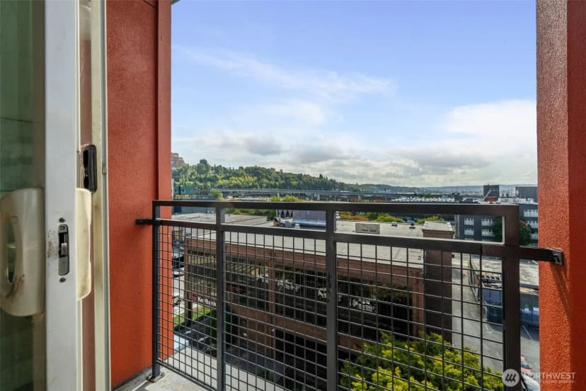 Property photo for 668 S Lane Street #704, Seattle photo 34