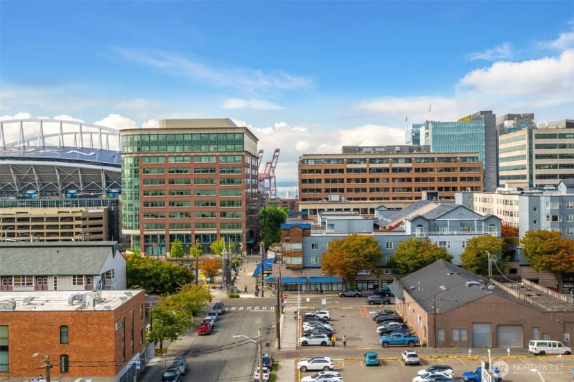 Property photo for 668 S Lane Street #704, Seattle photo 26