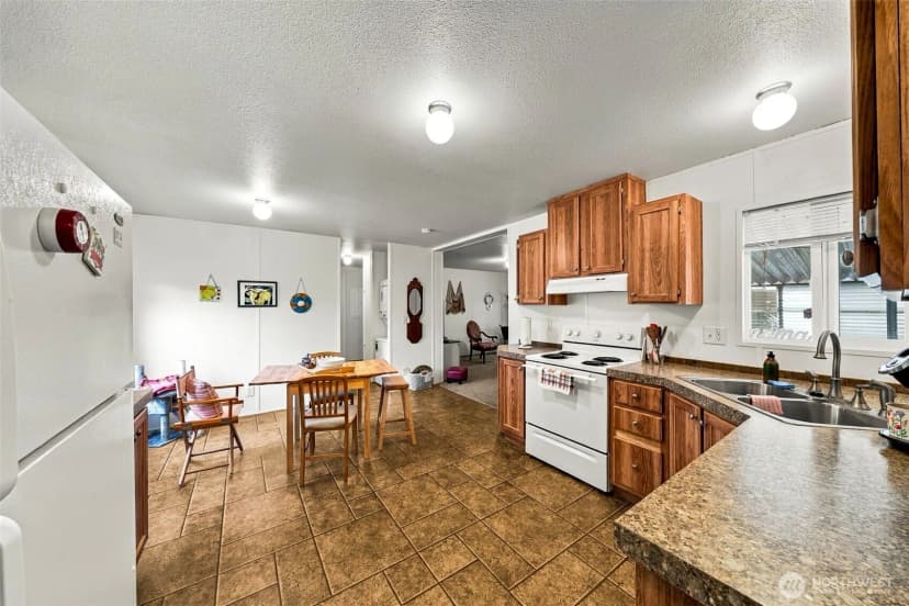 Property photo for 2500 S 370th Street #132, Federal Way photo 10