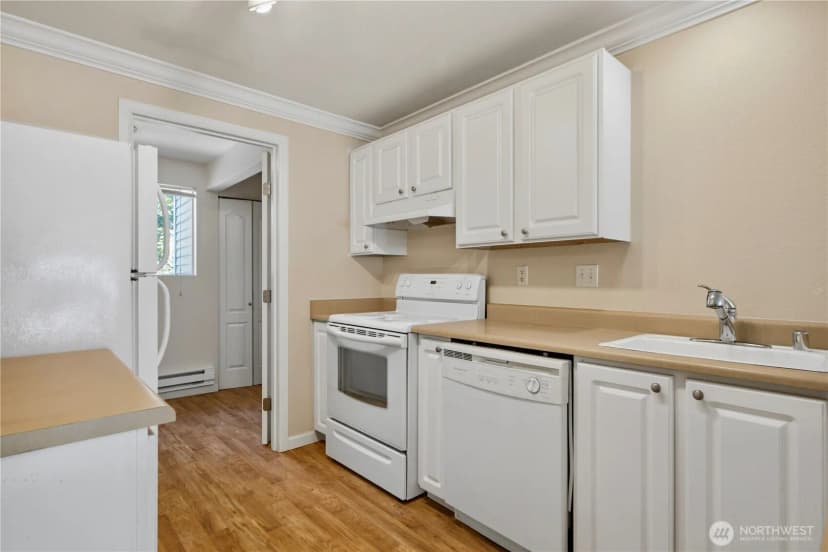 Property photo for 1003 156th Avenue Ne #308, Bellevue photo 9