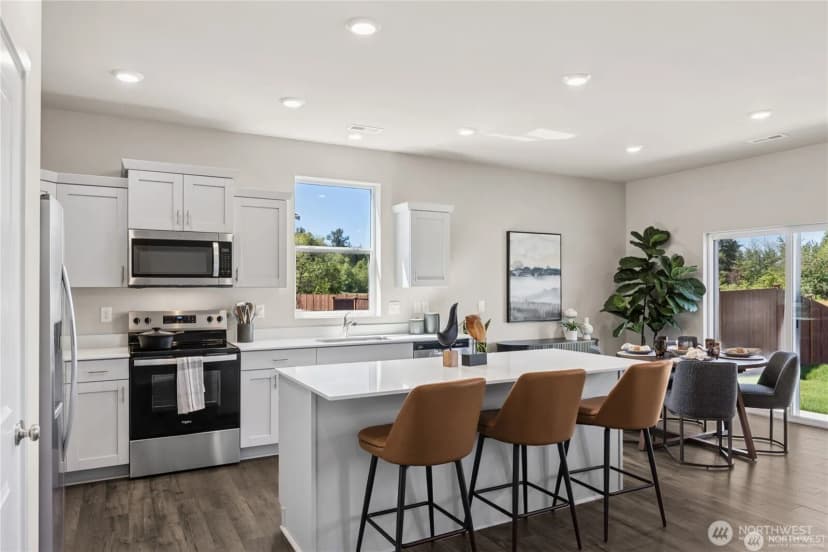 Property photo for 1411 Lambertus Street #16, Buckley photo 4
