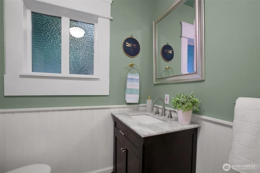 Property photo for 2106 Fairmount Avenue Sw, Seattle photo 25