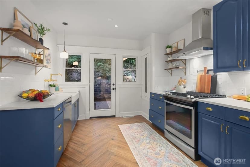 Property photo for 2106 Fairmount Avenue Sw, Seattle photo 11