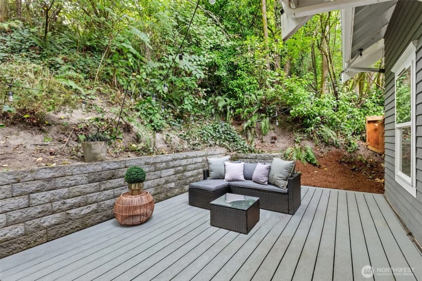 Property photo for 2106 Fairmount Avenue Sw, Seattle photo 39