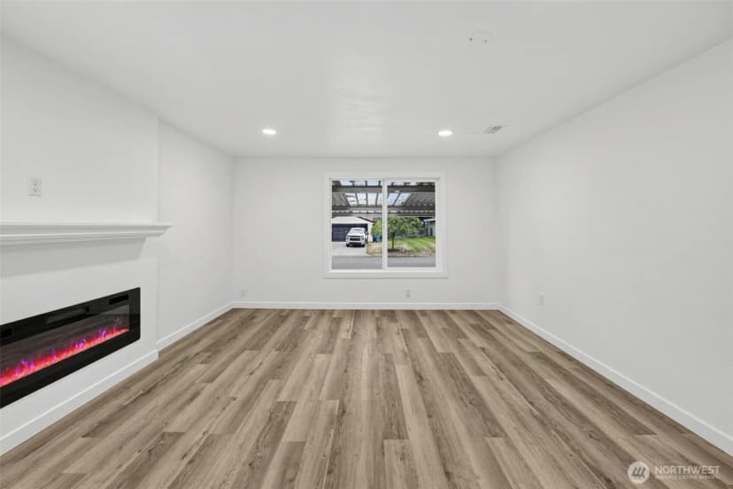 Property photo for 3114 89th Street S, Lakewood photo 14