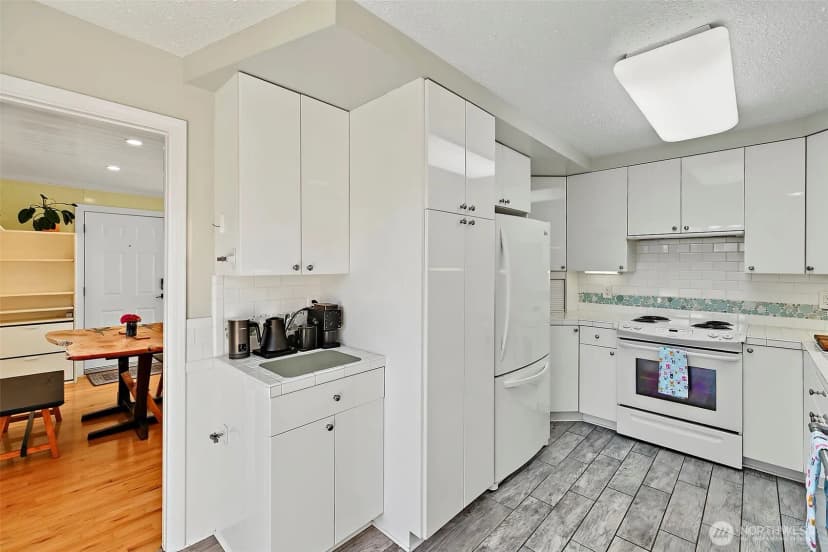 Property photo for 6865 S Gove Street, Tacoma photo 14