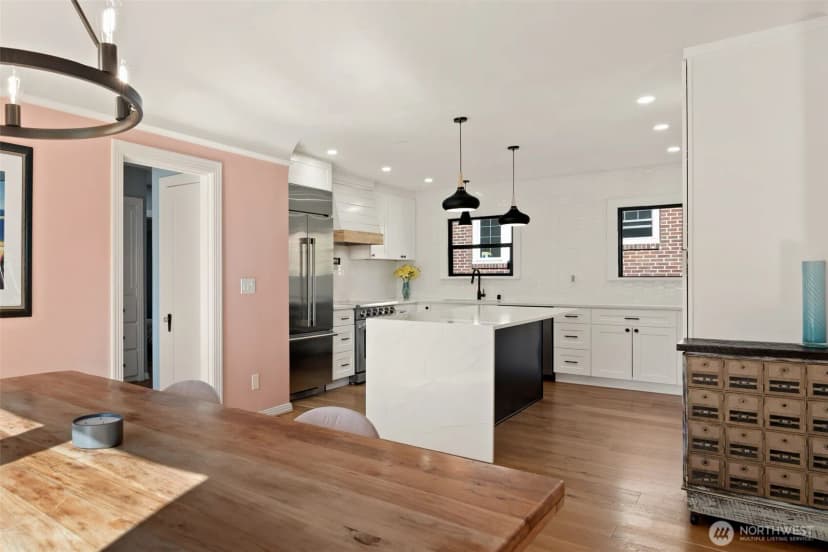 Property photo for 3302 E Pine Street, Seattle photo 11
