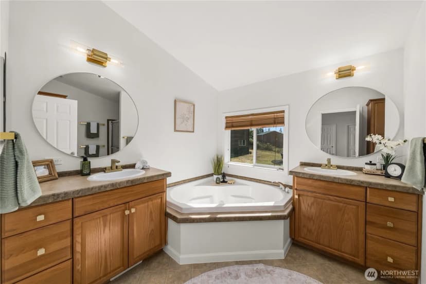 Property photo for 31514 12th Avenue Ct E, Roy photo 18