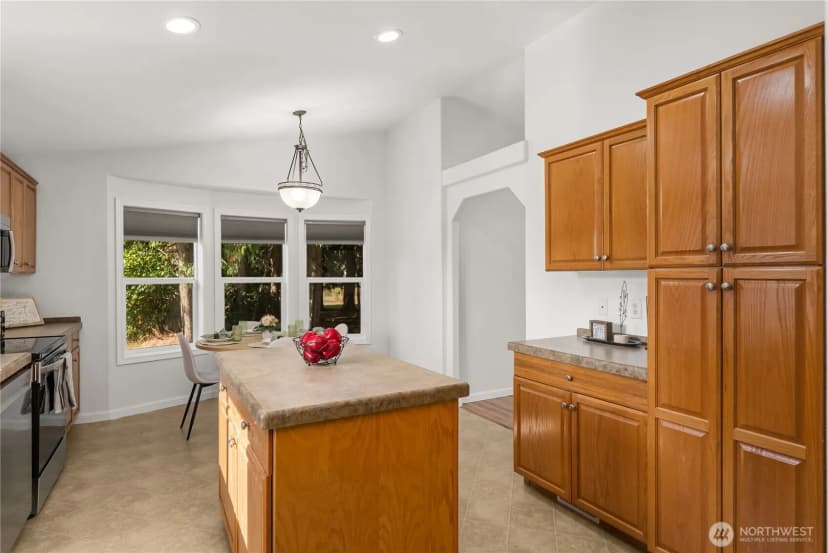 Property photo for 31514 12th Avenue Ct E, Roy photo 14