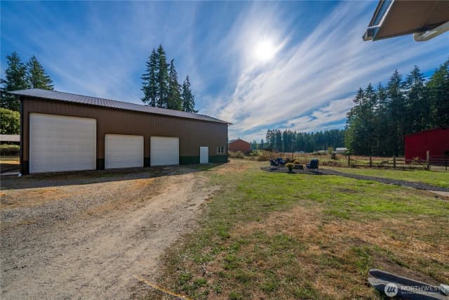Property photo for 31514 12th Avenue Ct E, Roy photo 3