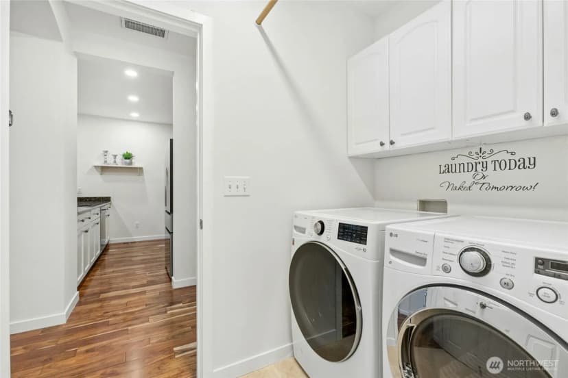 Property photo for 23912 Se 7th St, Sammamish photo 23