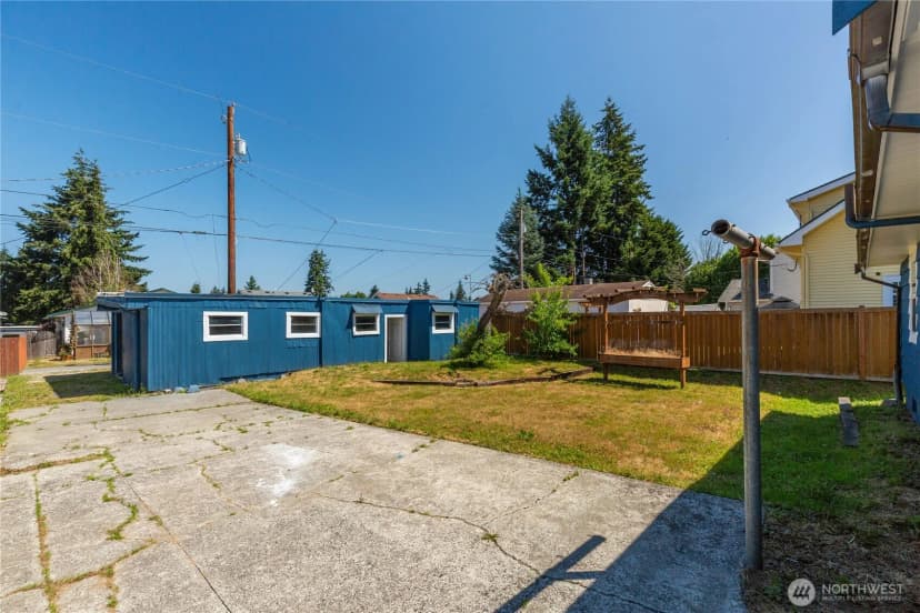 Property photo for 2205 Columbia Ave, Everett photo 19