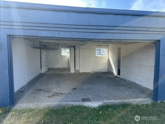 Property photo for 2205 Columbia Ave, Everett photo 25