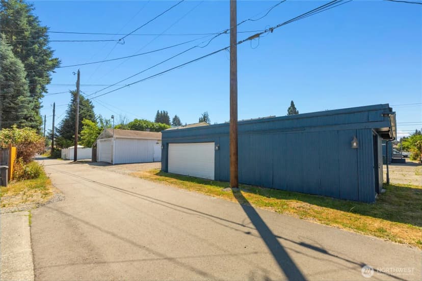 Property photo for 2205 Columbia Ave, Everett photo 22