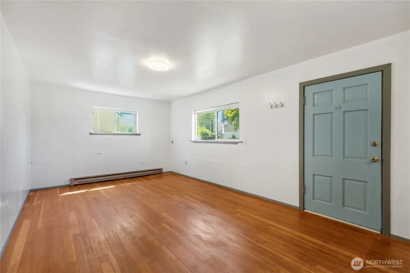 Property photo for 2205 Columbia Ave, Everett photo 4