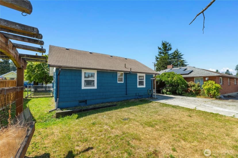 Property photo for 2205 Columbia Ave, Everett photo 18
