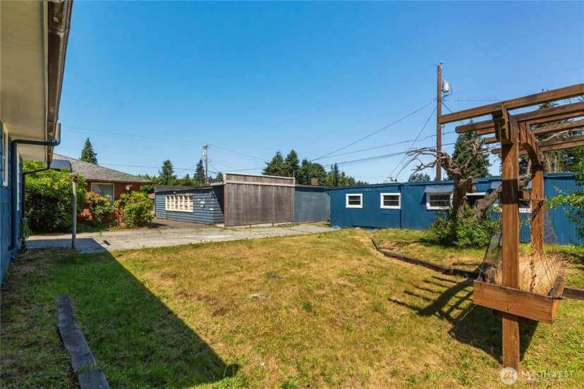Property photo for 2205 Columbia Ave, Everett photo 20