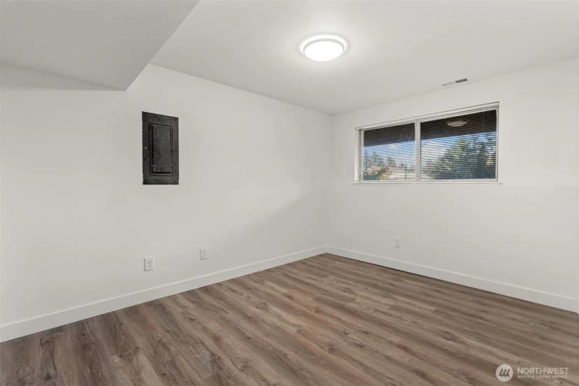 Property photo for 1414 Woodside Drive, Fircrest photo 25