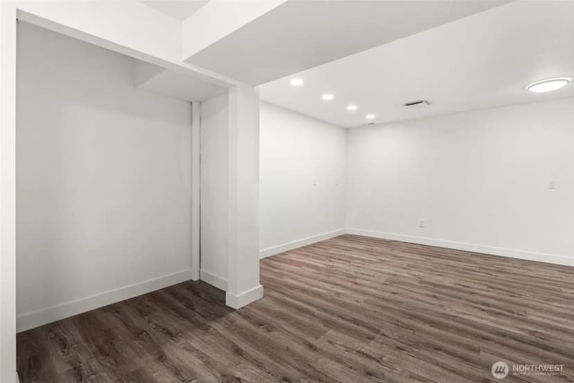 Property photo for 1414 Woodside Drive, Fircrest photo 36