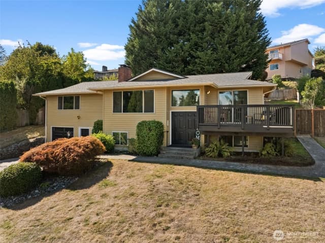 Property photo for 1414 Woodside Drive, Fircrest photo 2
