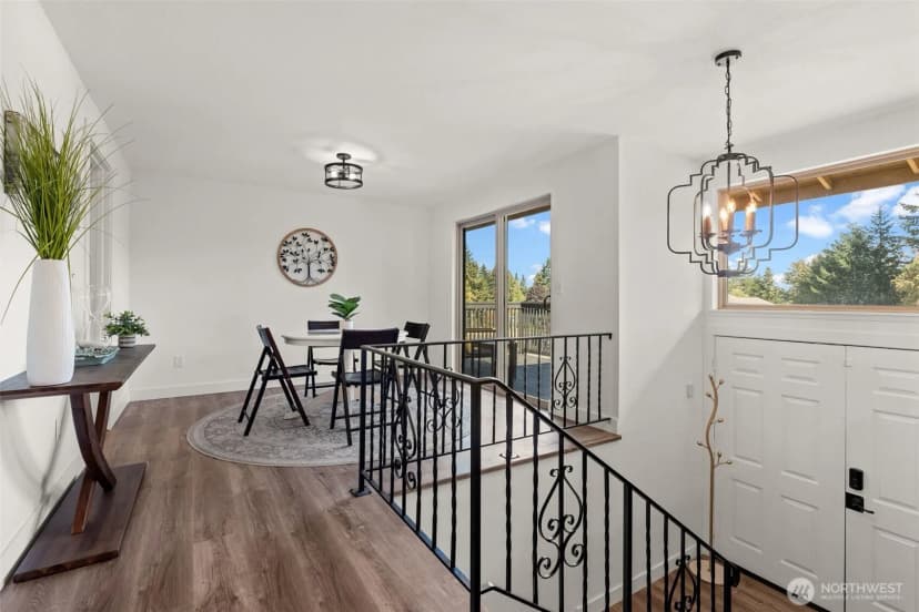 Property photo for 1414 Woodside Drive, Fircrest photo 8