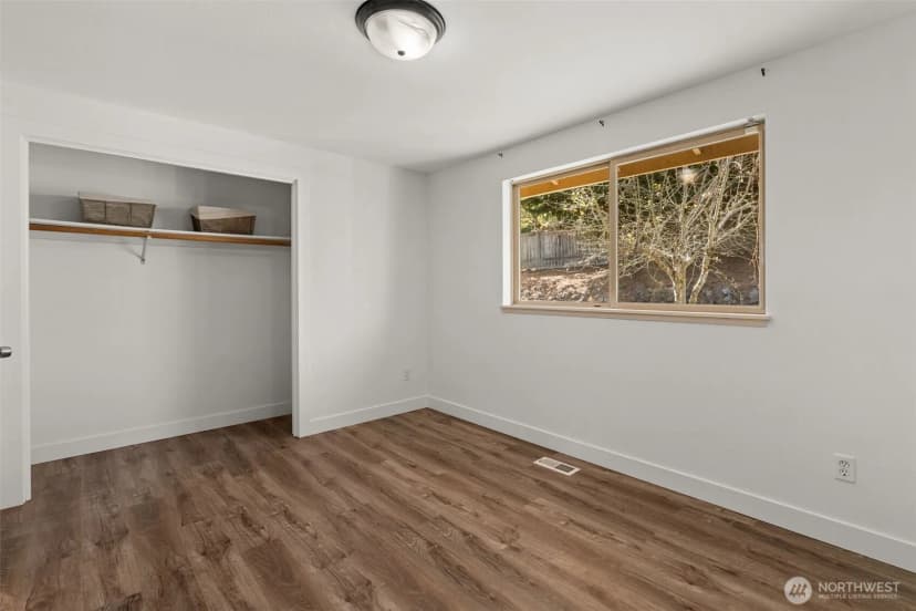 Property photo for 1414 Woodside Drive, Fircrest photo 20